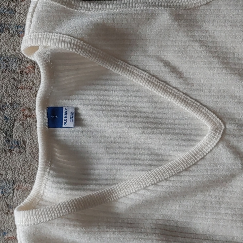 🌞2 for 15! Old navy ribbed tank - Picture 2 of 4